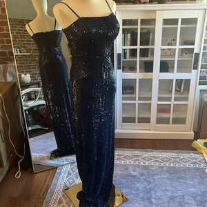 Gorgeous Deep Navy Sequin Gown with Side Slit, S NWT